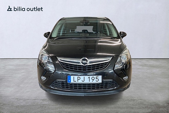 Opel Zafira Tourer 8 of 23