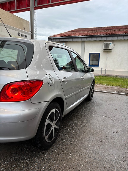 Peugeot 307 5 of 13