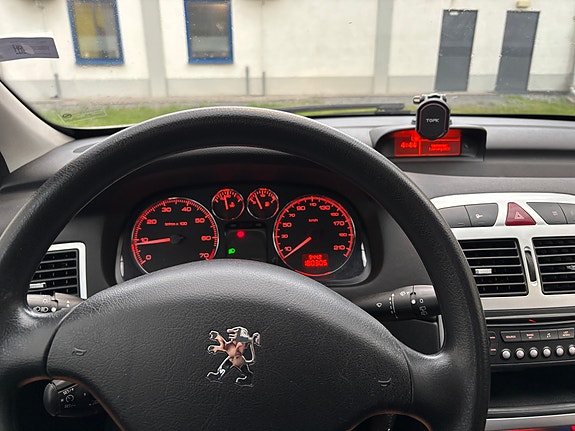 Peugeot 307 9 of 13