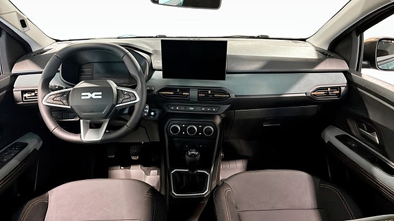 Dacia Sandero 4 of 9