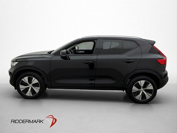 Volvo XC40 5 of 30