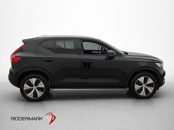 Volvo XC40 4 of 30