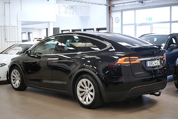 Tesla Model X 4 of 27