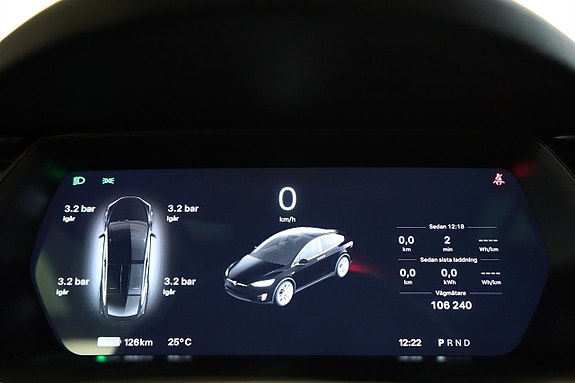 Tesla Model X 24 of 27