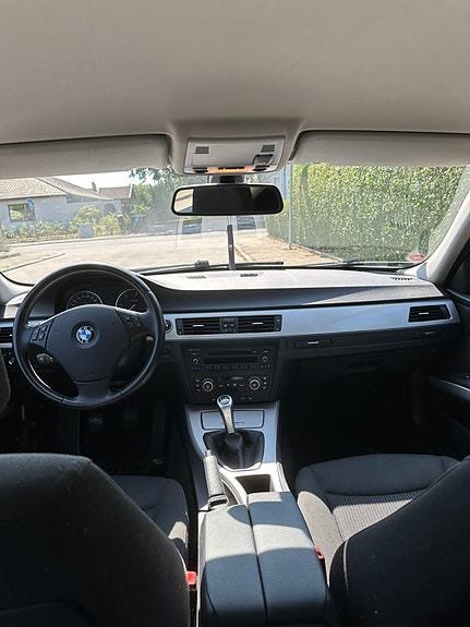 BMW 320d 6 of 7