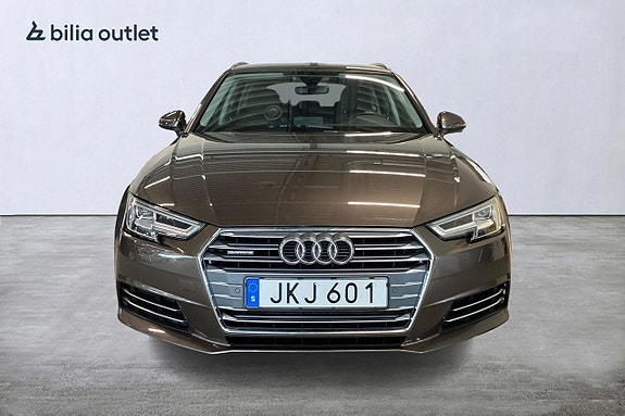 Audi A4 8 of 28