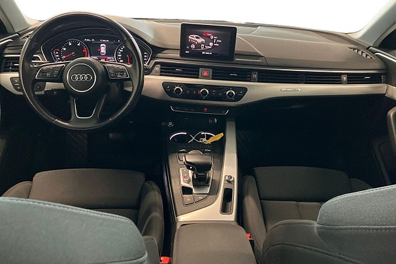 Audi A4 11 of 28