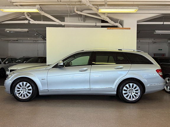 Mercedes-Benz C180 2 of 14