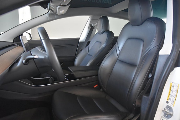 Tesla Model 3 6 of 15