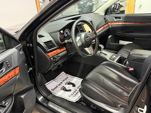 Subaru Outback 9 of 21