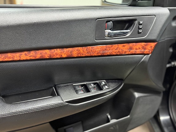 Subaru Outback 11 of 21
