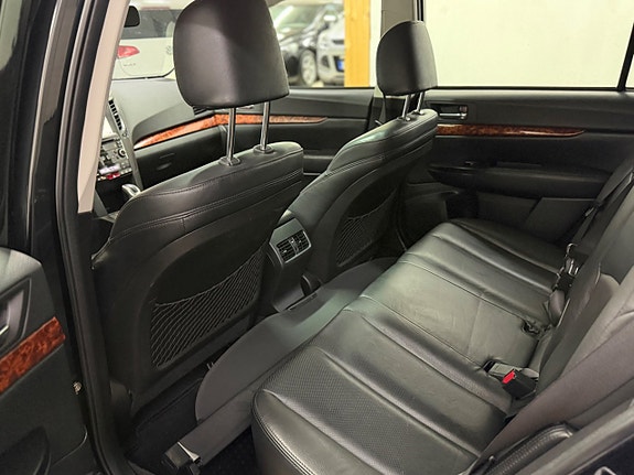 Subaru Outback 17 of 21