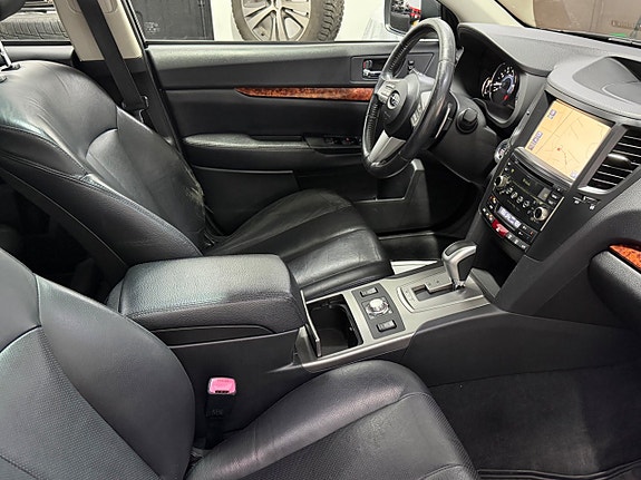 Subaru Outback 16 of 21