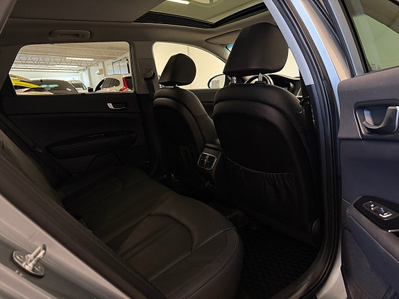 Kia Optima 13 of 13