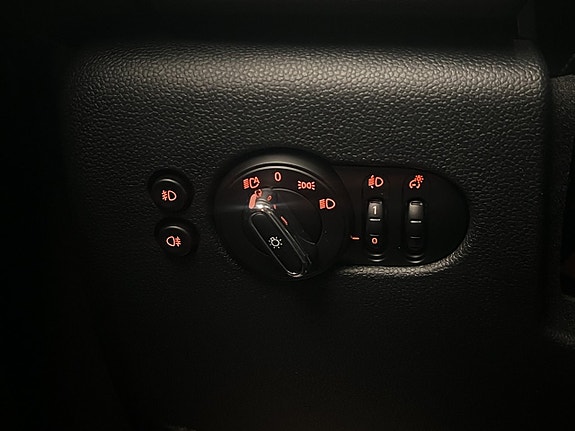 MINI Cooper S 25 of 26
