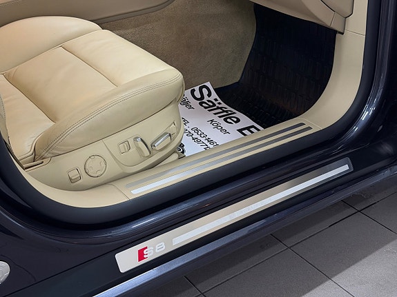 Audi A8 23 of 30