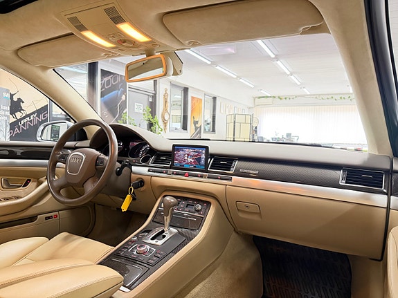 Audi A8 28 of 30