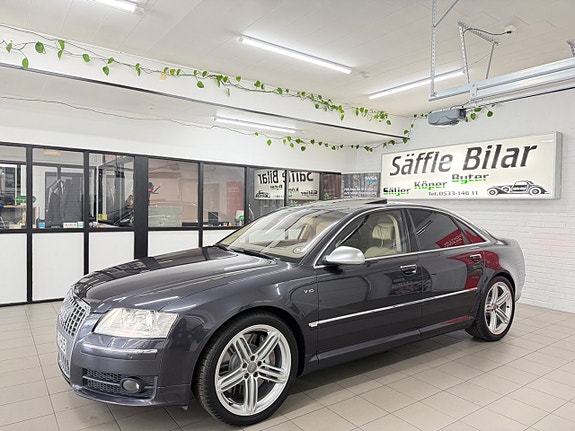 Audi A8 11 of 30