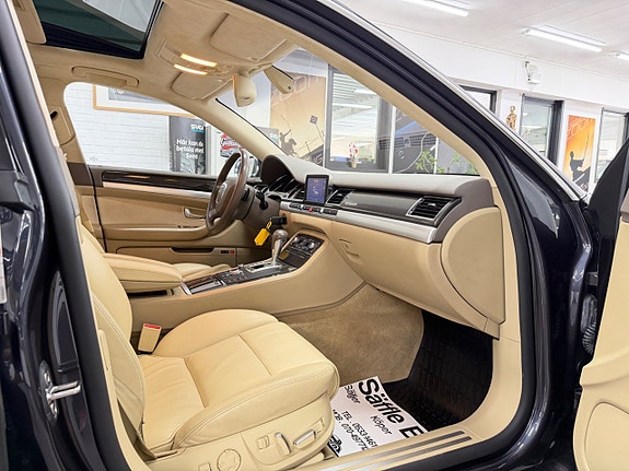 Audi A8 20 of 30