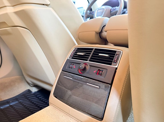 Audi A8 29 of 30