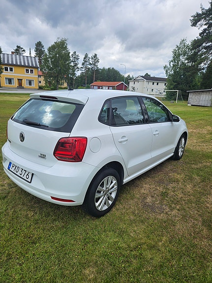Volkswagen Polo 4 of 10
