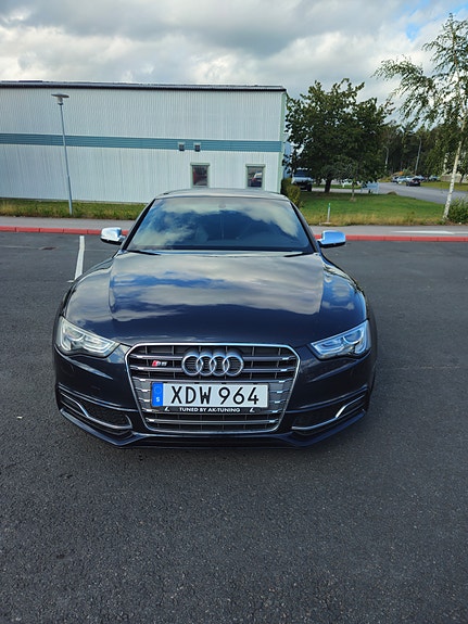 Audi S5 2 of 7