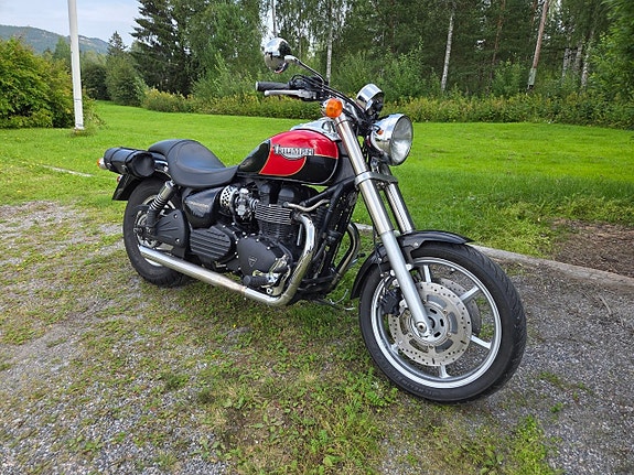 Triumph Speedmaster 900 2 of 15