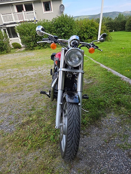 Triumph Speedmaster 900 7 of 15