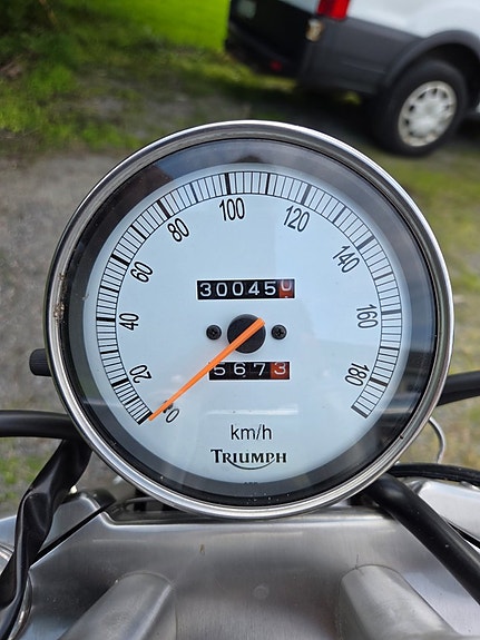 Triumph Speedmaster 900 14 of 15