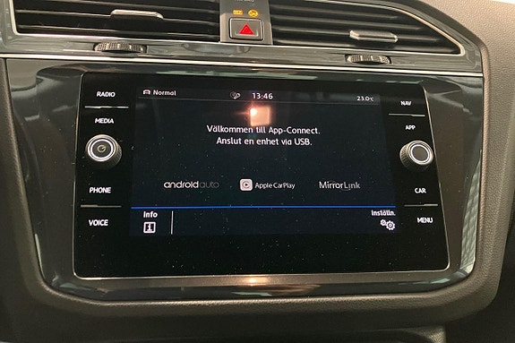 Volkswagen Tiguan 18 of 29