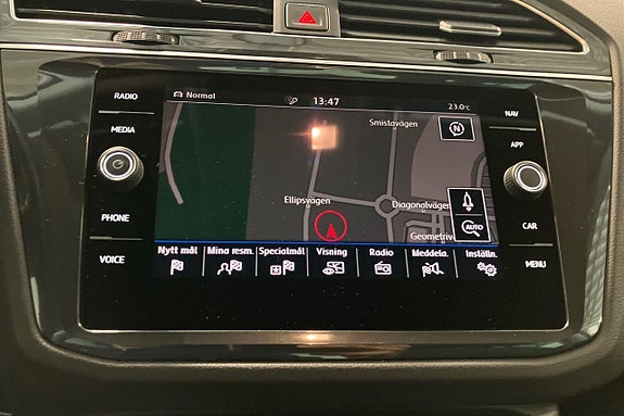 Volkswagen Tiguan 19 of 29
