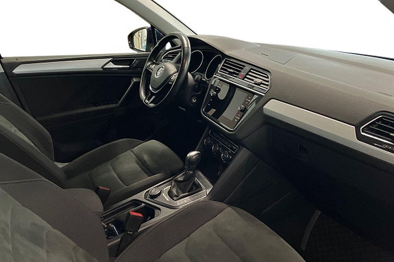 Volkswagen Tiguan 9 of 29