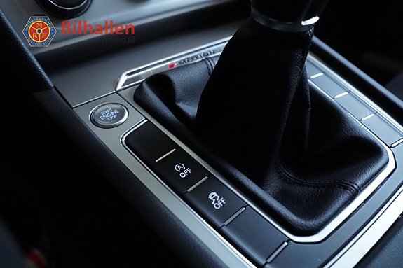 Volkswagen Passat 22 of 22