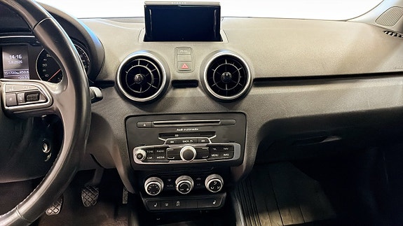 Audi A1 9 of 12