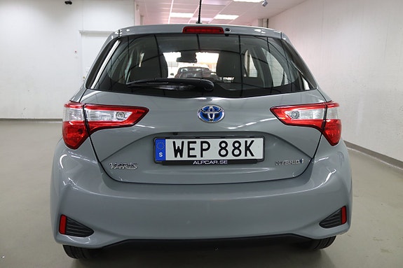 Toyota Yaris 9 of 23