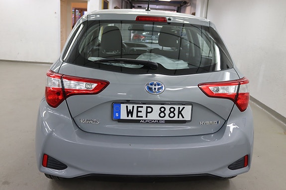 Toyota Yaris 7 of 22