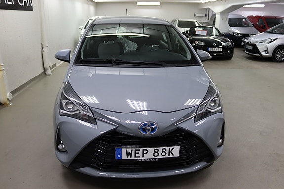 Toyota Yaris 4 of 22