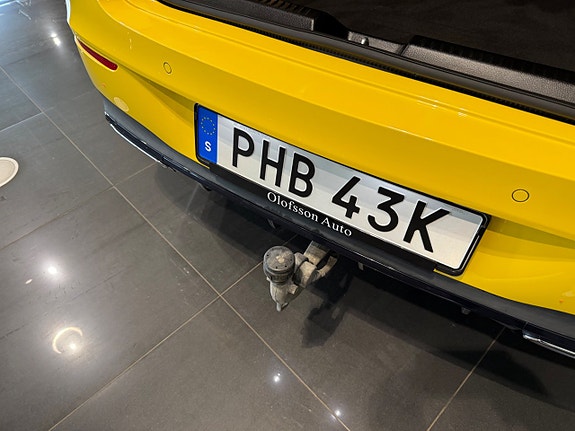 Mercedes-Benz CLA180 14 of 24