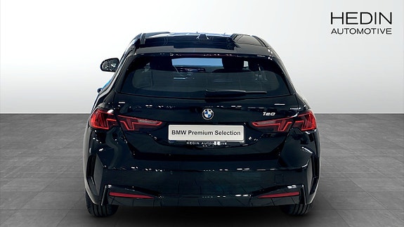 BMW 120 7 of 9