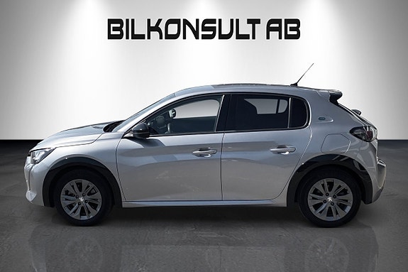 Peugeot e-208 2 of 9