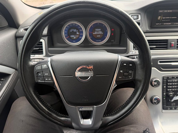 Volvo V70 17 of 22
