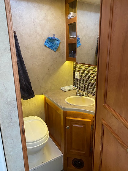 Ford Gulfstream 10 of 29