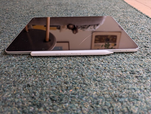 iPad Pro 12,9" M1 256 GB + Pencil 2 + laddare + fodral image 7