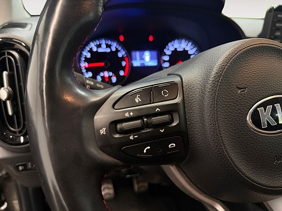 Kia Picanto 19 of 20