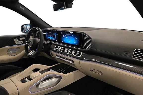 Mercedes-Benz GLE53 11 of 25