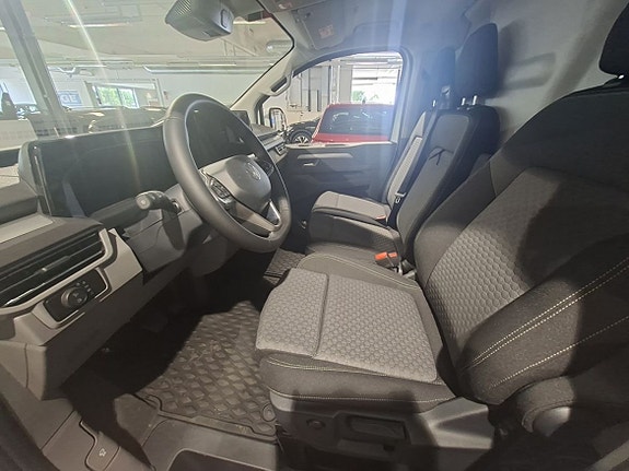 Volkswagen Transporter 3 of 6