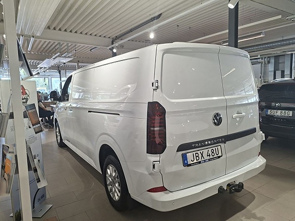 Volkswagen Transporter 2 of 6
