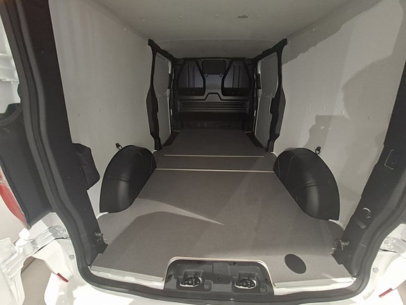 Volkswagen Transporter 5 of 6