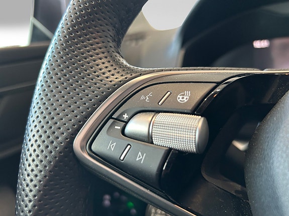 Skoda Karoq 7 of 18