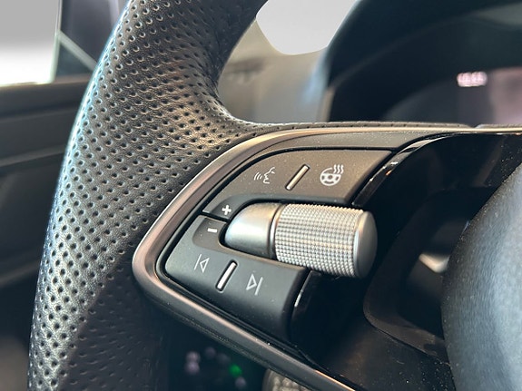 Skoda Karoq 7 of 18